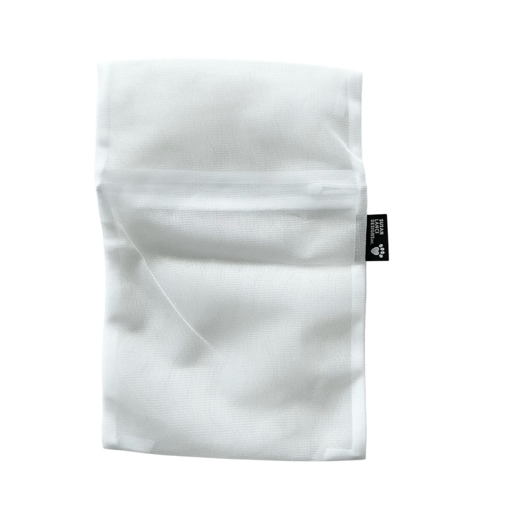 Susan Lanci White Mesh Zipper Pouch Large 12x8 New - Picture 2 of 2